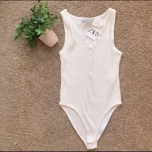 NWT Zara 2021 White Bodysuit (Small)